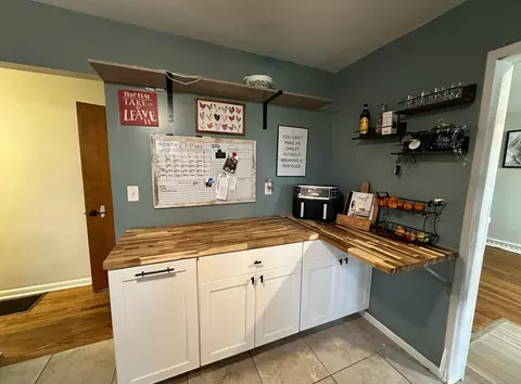 Other - 2943 S Burnett Rd, Springfield, OH 45505 photo 3 of 12
