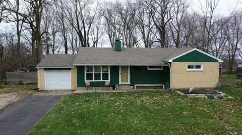 2943 S Burnett Rd, Springfield, OH 45505