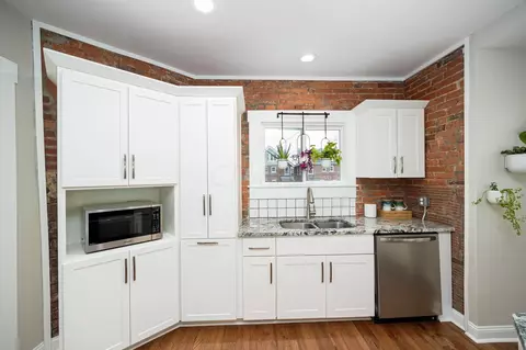 Kitchen - 408 Berkeley Rd, Columbus, OH 43205 photo 8 of 8