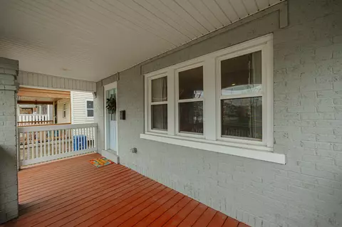 Exterior - 408 Berkeley Rd, Columbus, OH 43205 photo 5 of 17