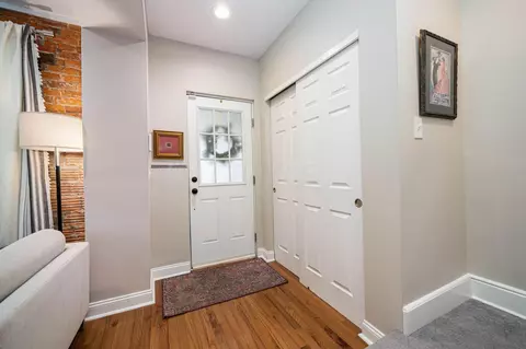 Entry Way - 408 Berkeley Rd, Columbus, OH 43205 photo 1 of 3