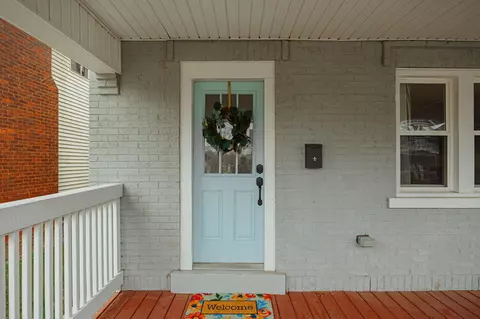 Exterior - 408 Berkeley Rd, Columbus, OH 43205 photo 3 of 17