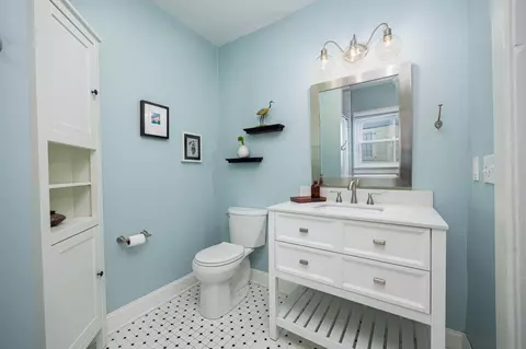 Bath - 408 Berkeley Rd, Columbus, OH 43205 photo 2 of 6
