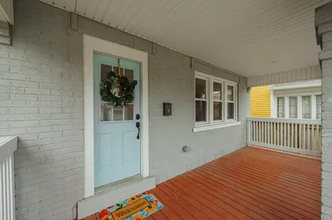 Exterior - 408 Berkeley Rd, Columbus, OH 43205 photo 4 of 17