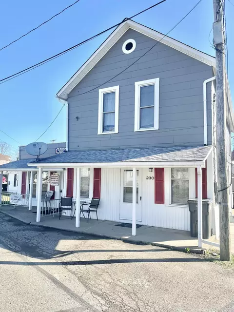 224 S Main St, Sugar Grove, OH 43155