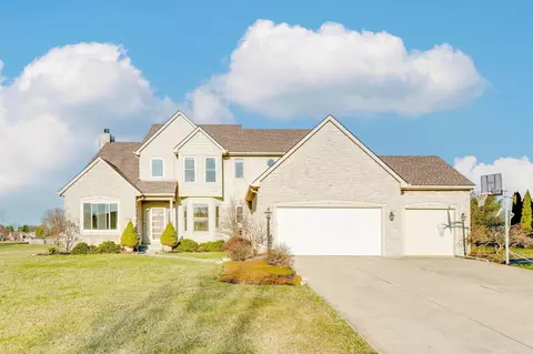 13797 Sunladen Dr NW, Pickerington, OH 43147