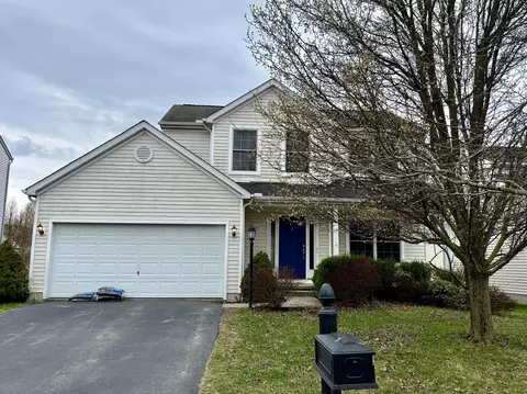 8003 Willow Brook Crossing Dr, Blacklick, OH 43004