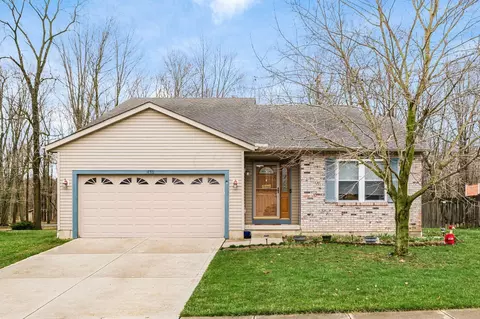 436 Oak Meadow Dr, Pataskala, OH 43062