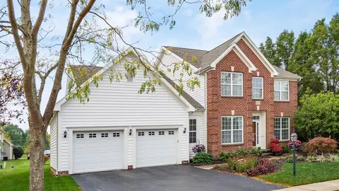 8693 Belworth Sq, New Albany, OH 43054
