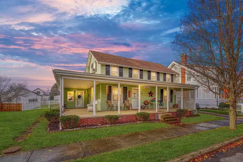 64 Market St, Carroll, OH 43112