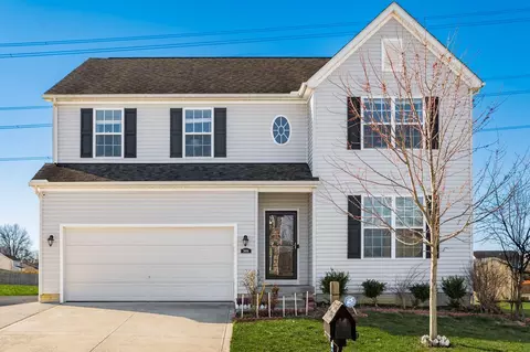 5686 Queen Victoria St, Groveport, OH 43125