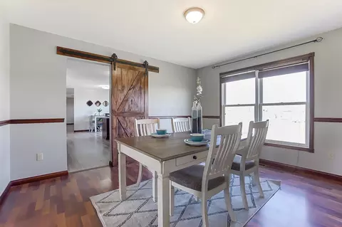 Dining - 4278 New Carlisle Pike, Springfield, OH 45504 photo 1 of 2