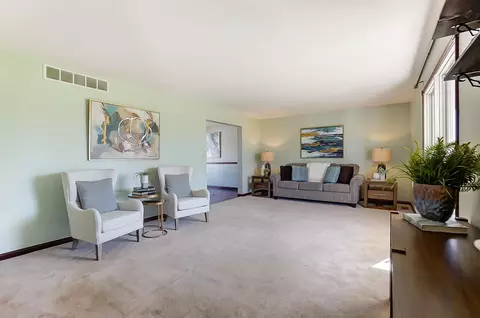 Living - 4278 New Carlisle Pike, Springfield, OH 45504 photo 1 of 1