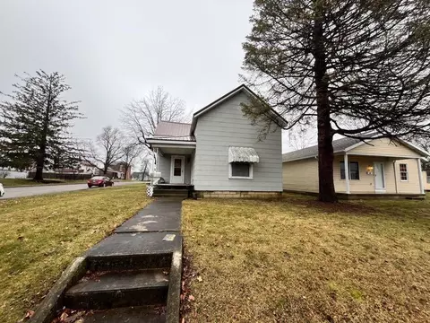 704 S North St, Washington Court House, OH 43160