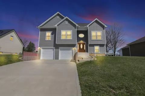 175 Craig Dr, Thornville, OH 43076