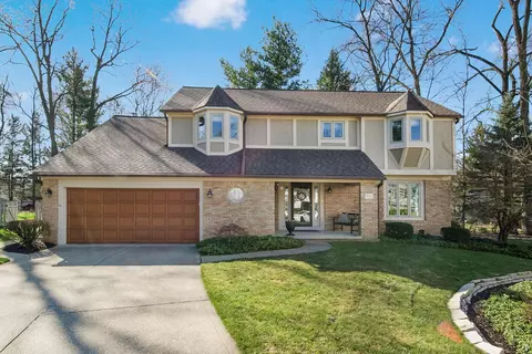 482 Deer Run Ct, Westerville, OH 43081