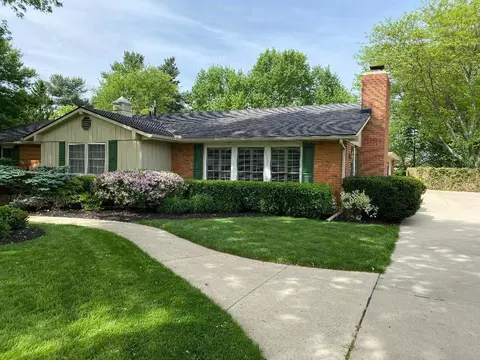 5740 Bradley Dr, Tipp City, OH 45371