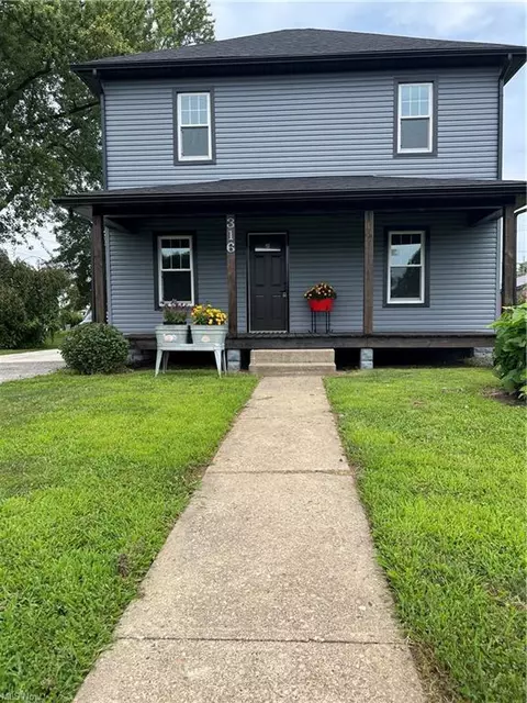 316 E 5th St, West Lafayette, OH 43845