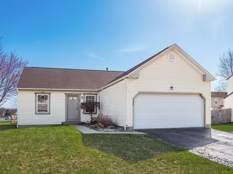 360 Bauer St, Pataskala, OH 43062