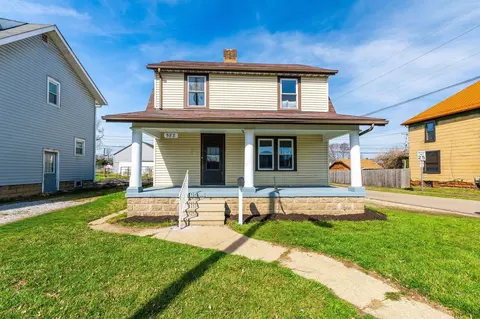 588 E Main St, Newark, OH 43055 photo 2