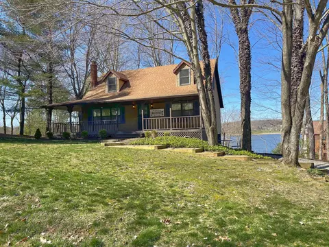 10 Grand Ridge Ct, Howard, OH 43028