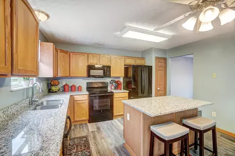 774 Range Dr, Galloway, OH 43119 photo 16