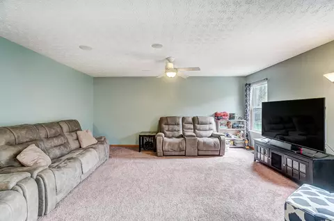 774 Range Dr, Galloway, OH 43119 photo 7