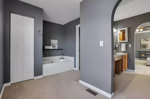Entry Way - 224 Haystack Ave, Pataskala, OH 43062 photo 2 of 2