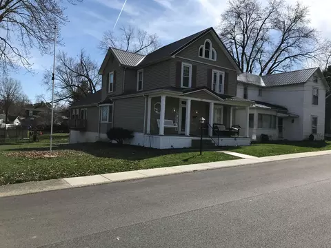 527 W Water St, New Lexington, OH 43764