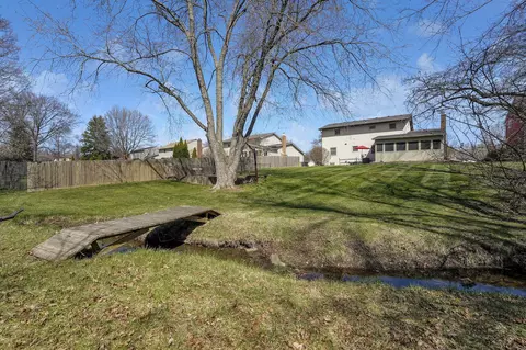 29 Ormsbee Ave, Westerville, OH 43081 photo 2
