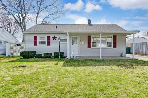 371 Middle Dr, West Jefferson, OH 43162