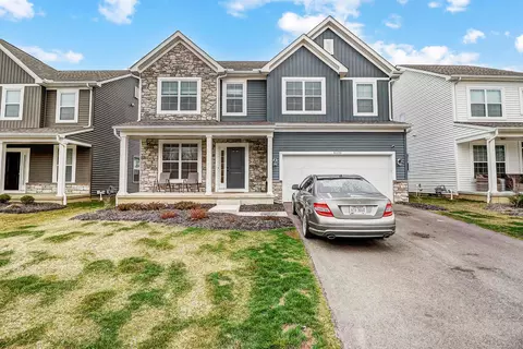 6239 Kemp St, Westerville, OH 43081