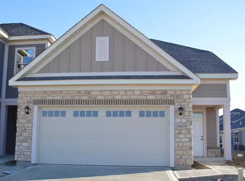 5667 Embassy Dr, Hilliard, OH 43026