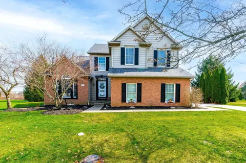 9187 Addington Pl, Powell, OH 43065