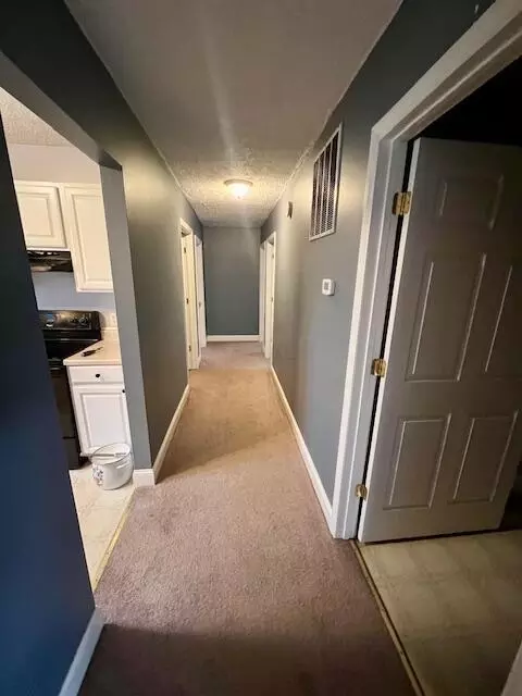Entry Way - 10 Thacker Ave, Hamden, OH 45634 photo 2 of 2