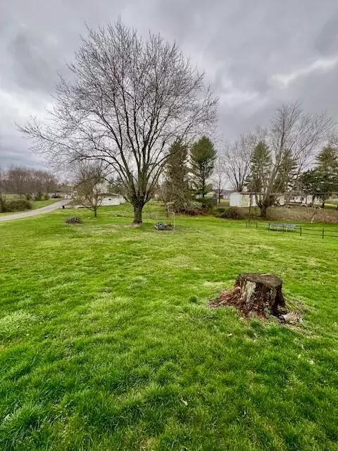 Exterior - 10 Thacker Ave, Hamden, OH 45634 photo 5 of 5