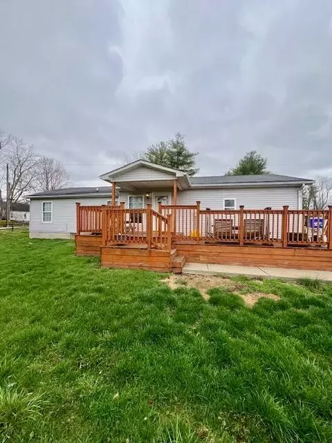 10 Thacker Ave, Hamden, OH 45634