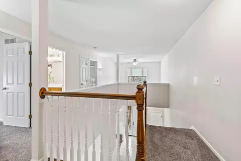 Entry Way - 284 Trail East SW, Pataskala, OH 43062 photo 5 of 6