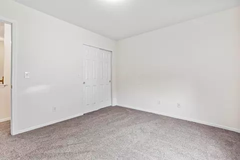Bedroom - 284 Trail East SW, Pataskala, OH 43062 photo 1 of 1