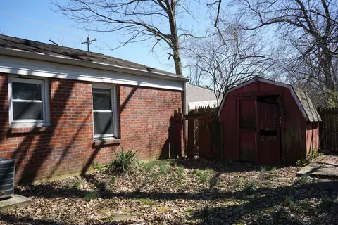 Exterior - 3375 Niagara St, Cincinnati, OH 45251 photo 6 of 6