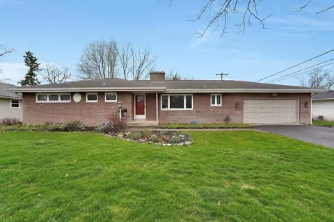 2247 Lytham Rd, Columbus, OH 43220