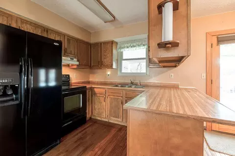 675 E Crest Dr, Heath, OH 43056 photo 9