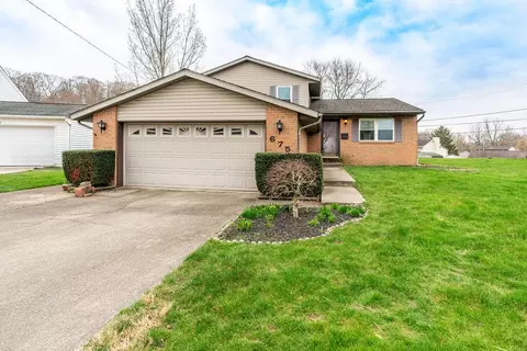 675 E Crest Dr, Heath, OH 43056