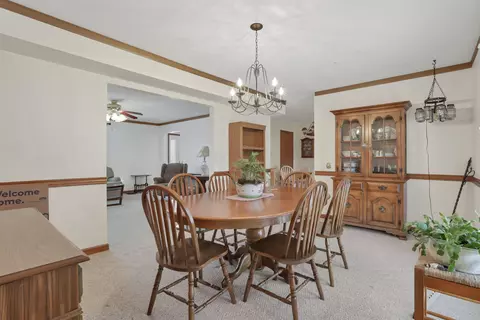 Dining - 208 Christopher Ct, Hebron, OH 43025 photo 2 of 5