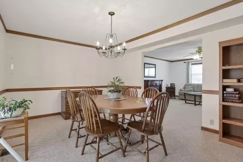 Dining - 208 Christopher Ct, Hebron, OH 43025 photo 3 of 5