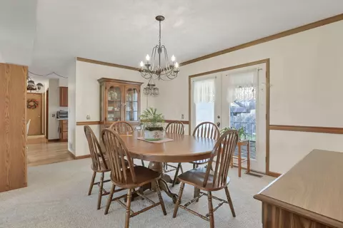 Dining - 208 Christopher Ct, Hebron, OH 43025 photo 1 of 5
