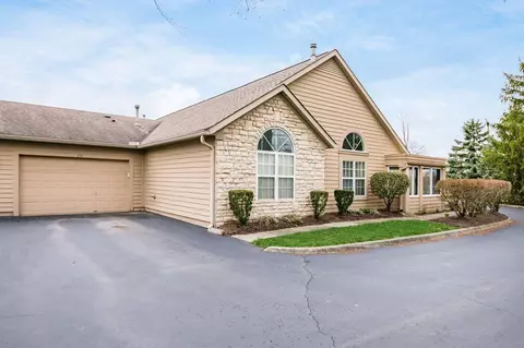 20 Abbeycross Ln, Westerville, OH 43082