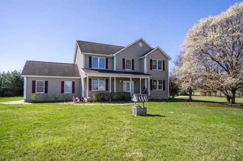 195 Bloomingburg-new Holland Rd NE, Washington Court House, OH 43160