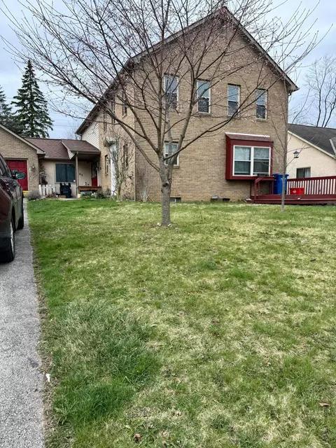 43-45 Groton Dr, Westerville, OH 43081