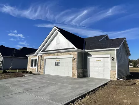 791 Francis Dr, Heath, OH 43056